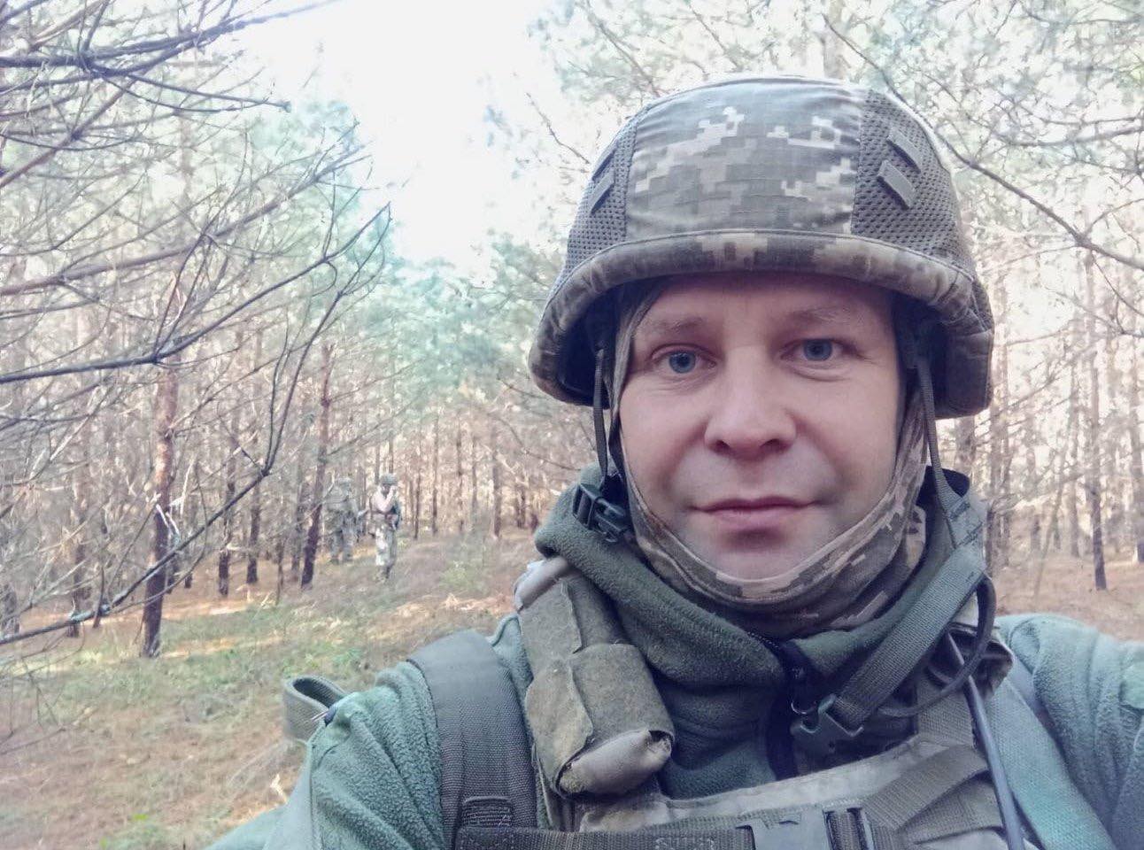 чоловік, ліс