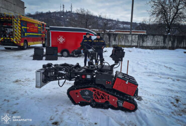 техніка, чоловіки, сніг