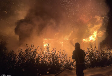 вогонь, дим, ніч, пожежник