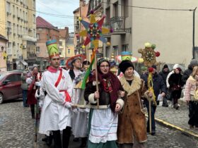 люди, вулиця, свято