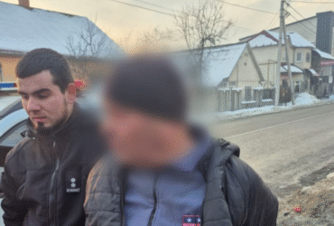 чоловіки, арешт