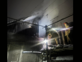 пожежники, дим, будинок