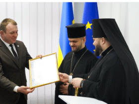 чоловіки, прапори, подія