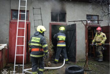 вогнеборці, будинок, драбина