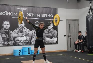 жінка, штанга, подія