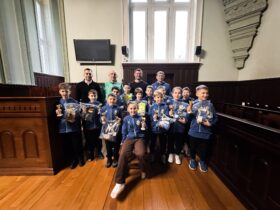 діти, приміщення, подія