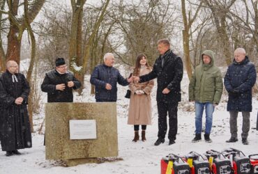 люди, дерева, сніг