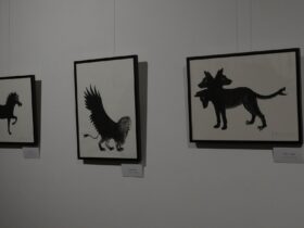 картини, стіна