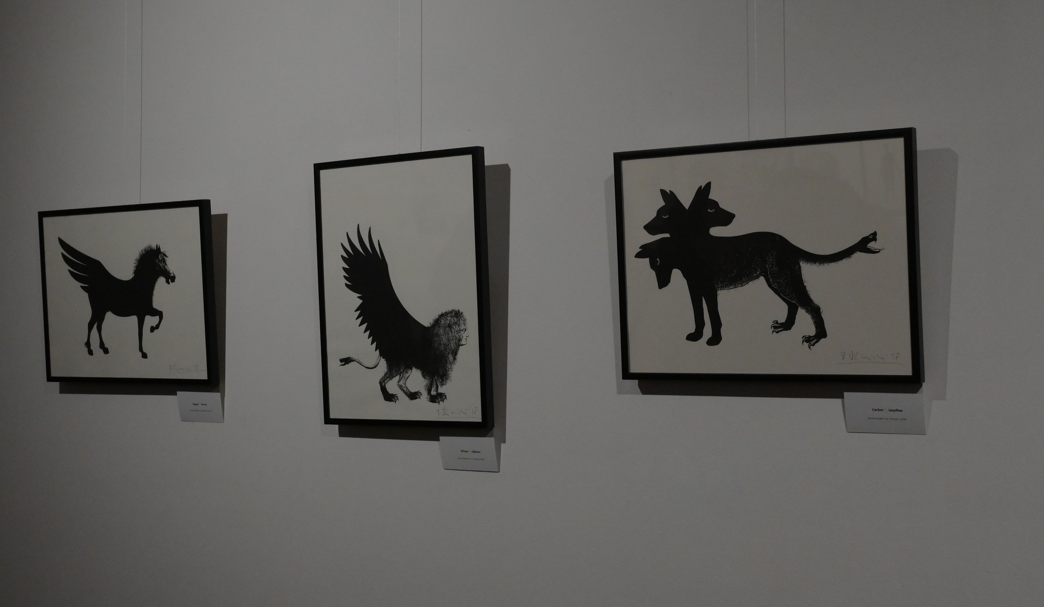 картини, стіна