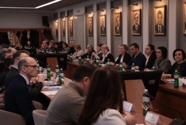 люди, приміщення, подія