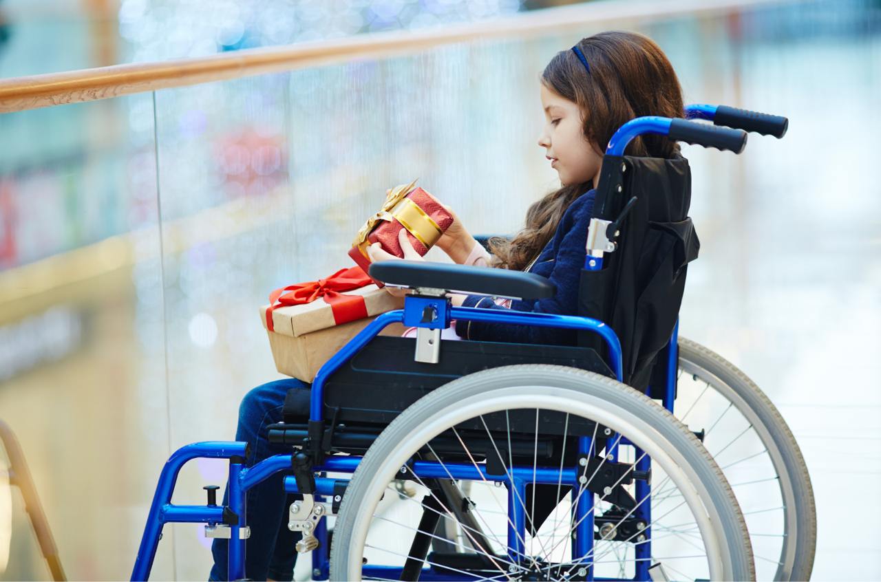 дітей з інвалідністю