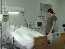 палата, медичне обладнання, жінка