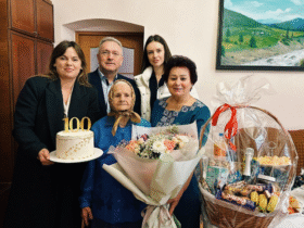 люди, свято, квіти, торт