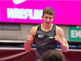 хлопець, спортивний зал