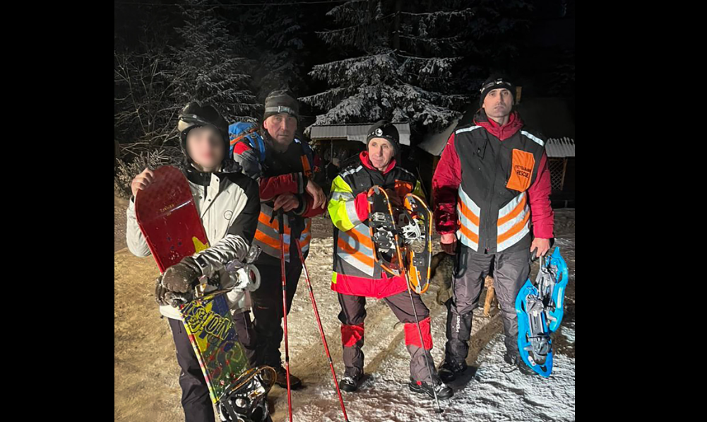 люди, ніч, сніг