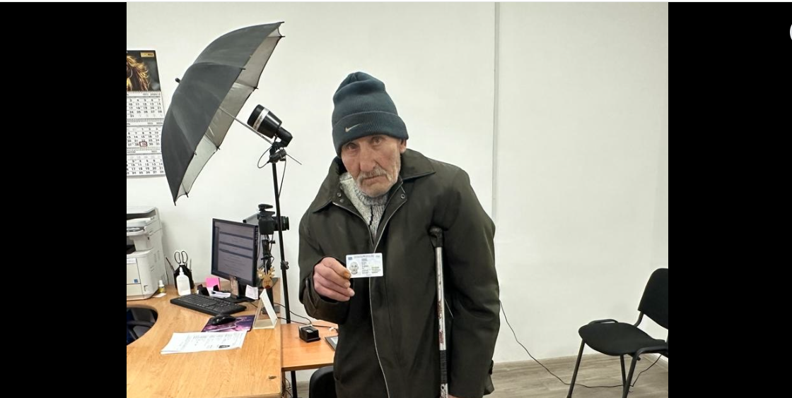 чоловік, стіл, кабінет