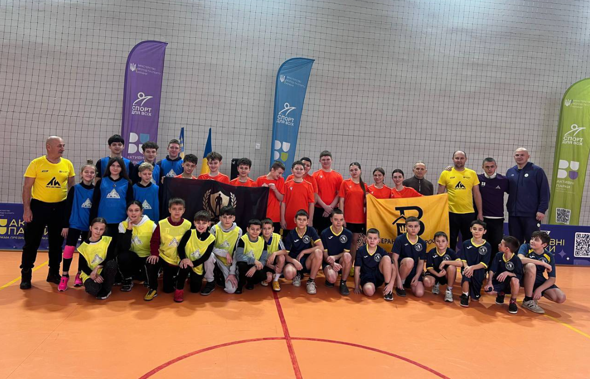 діти, спортивний зал