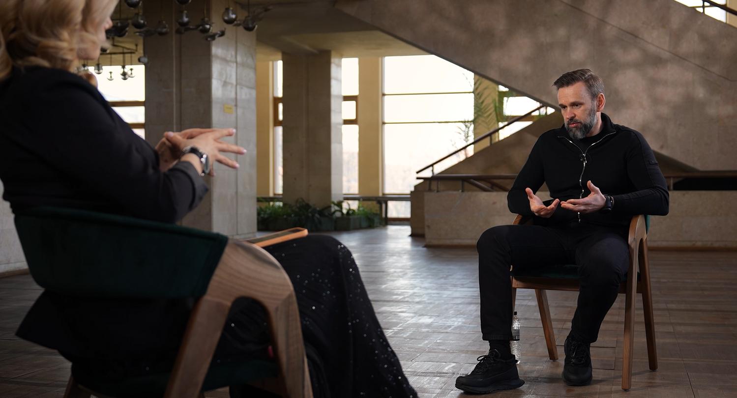 чоловік, жінка, приміщення