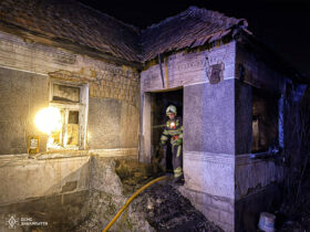 будинок, пожежник, ніч