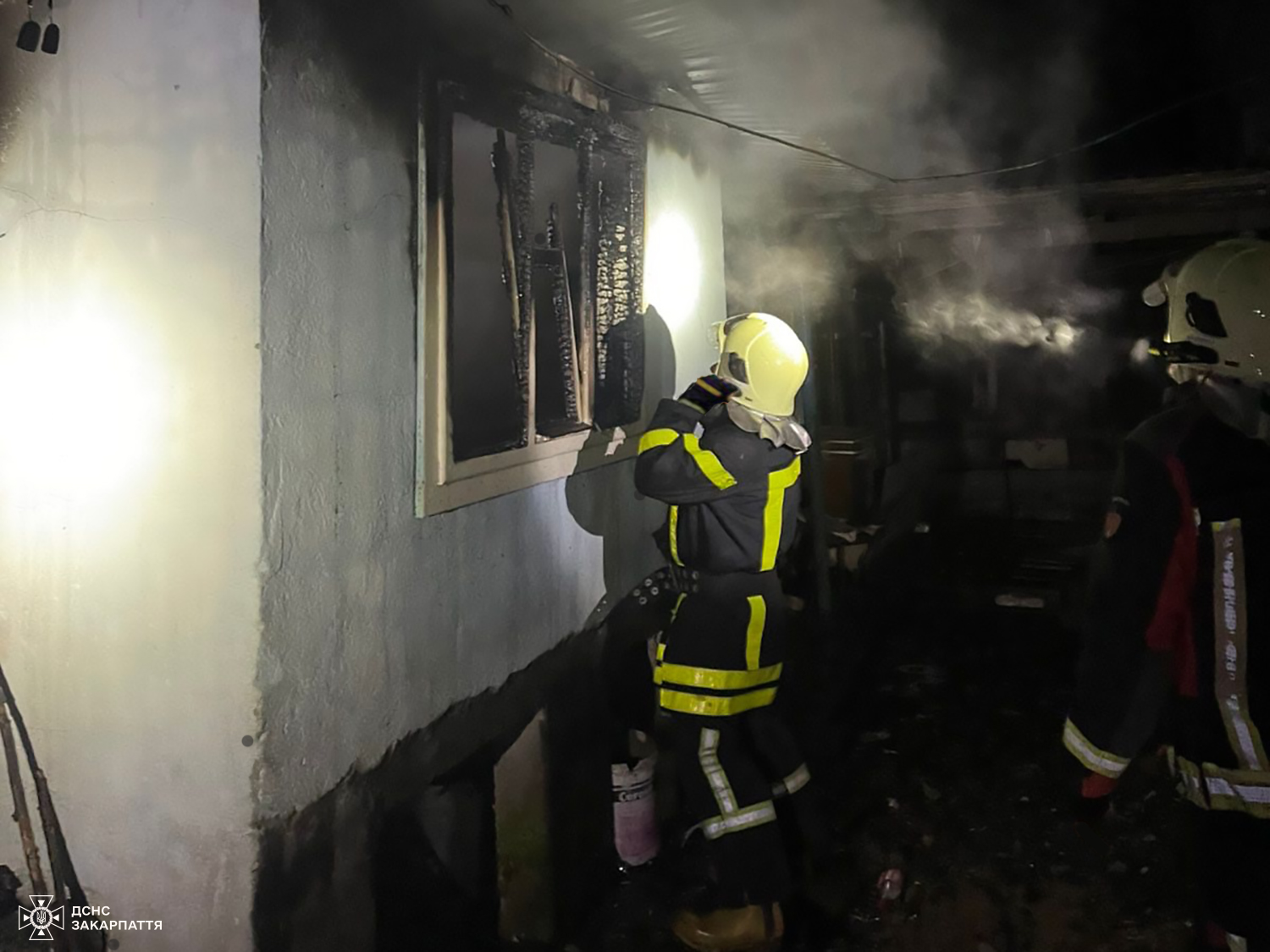 вогнеборець, будинок, дим