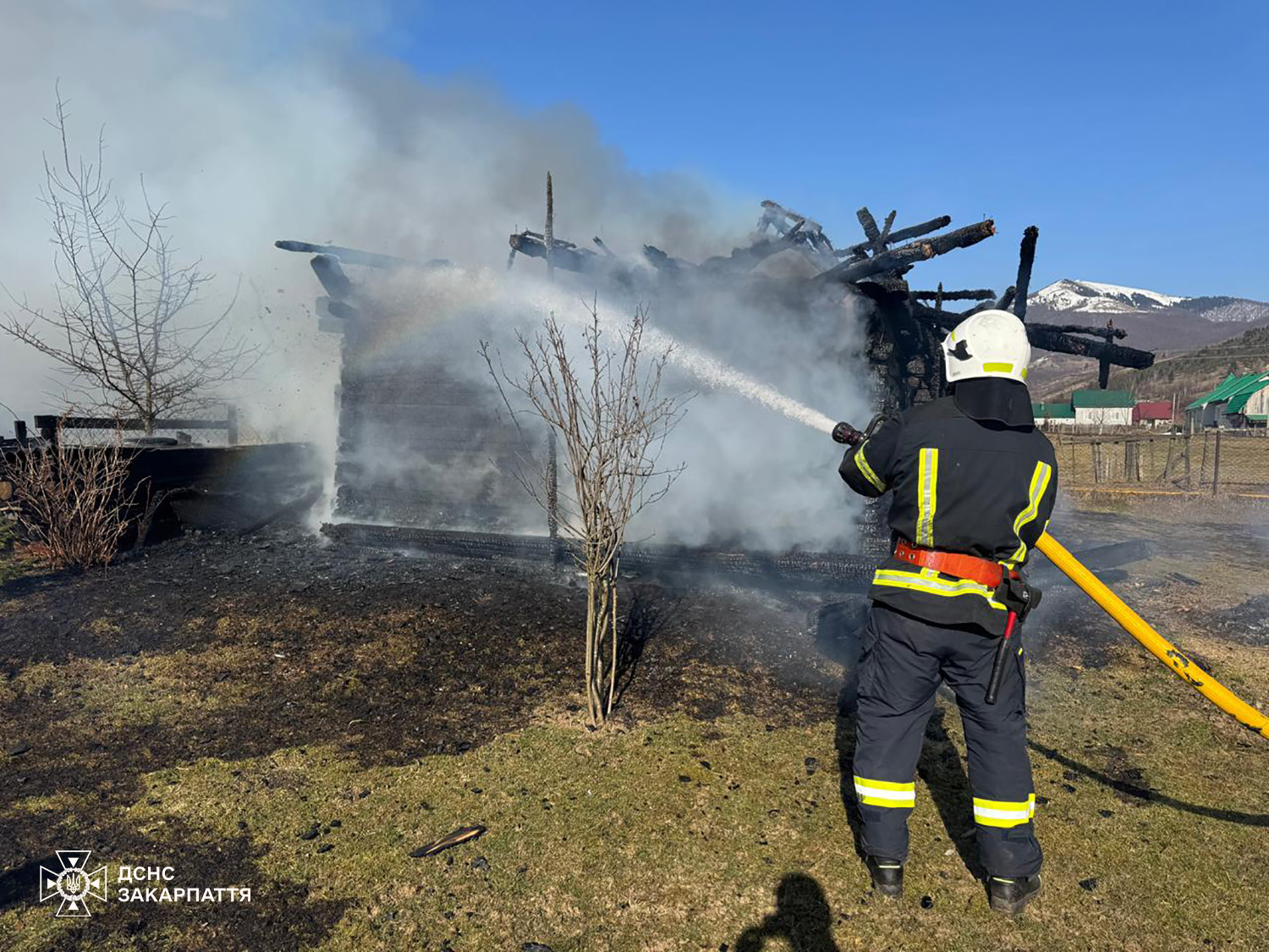 пожежник, дим, будинок, вулиця