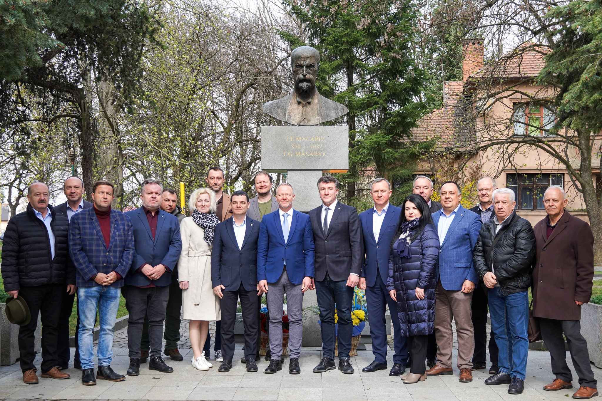 люди, подія