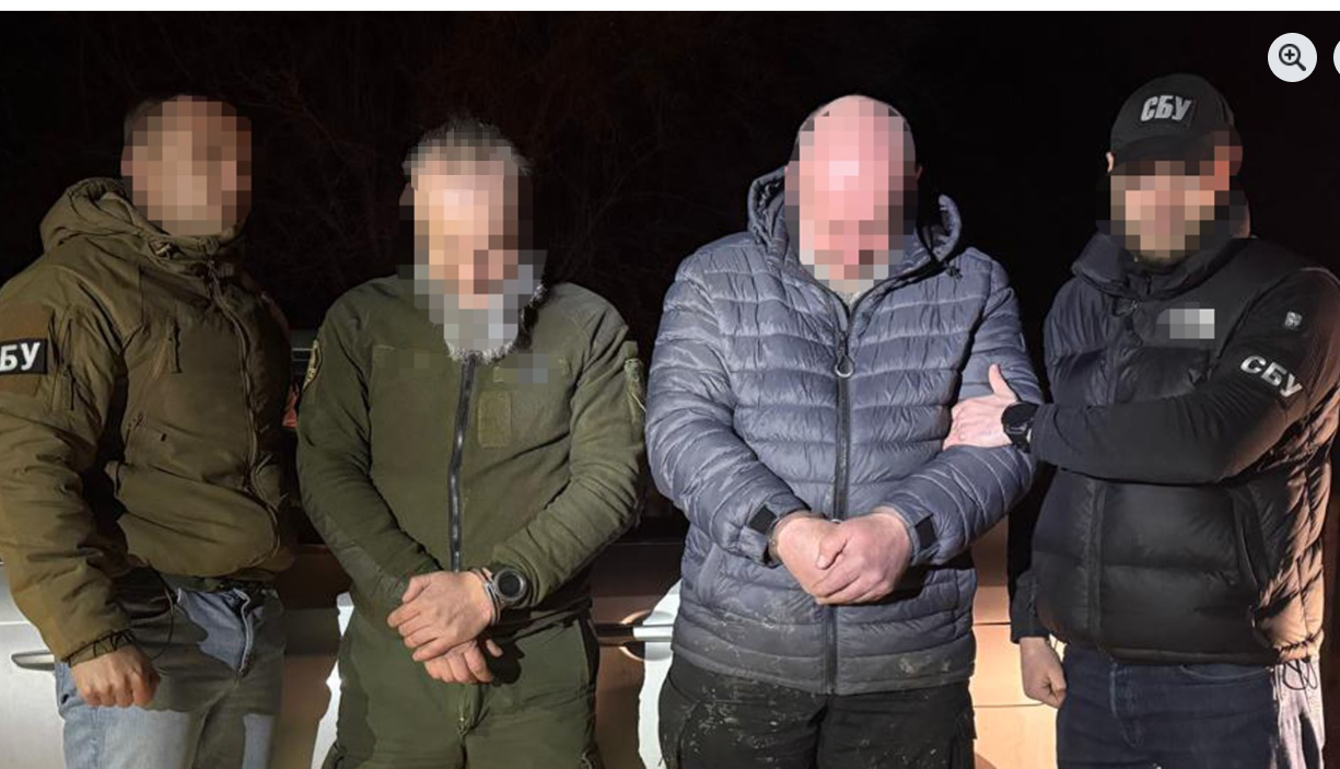 чоловіки, арешт, ніч