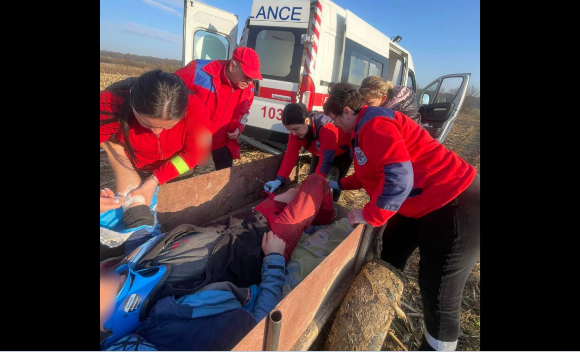 медики, авто, допомога