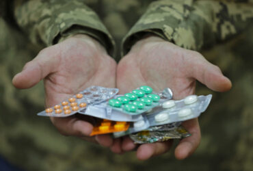 ліки для військових