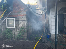 будинки, дим