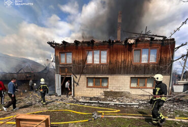 будинок, дим, пожежники