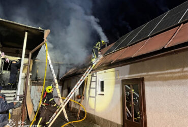 будинок, дим, пожежники