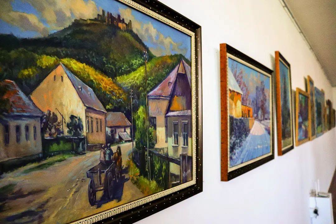 картини, стіна, приміщення