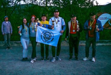 люди, нагороди, дерева, прапор