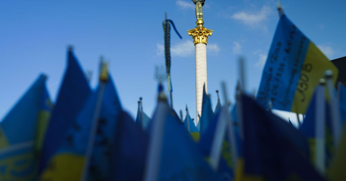 В Україні знову подовжили мобілізацію і воєнний стан: доки триватимуть