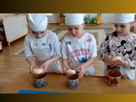 діти, паски, стіл