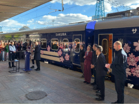 поїзд, вагони, люди, перон