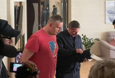 чоловіки, кабінет