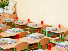 весняні канікули