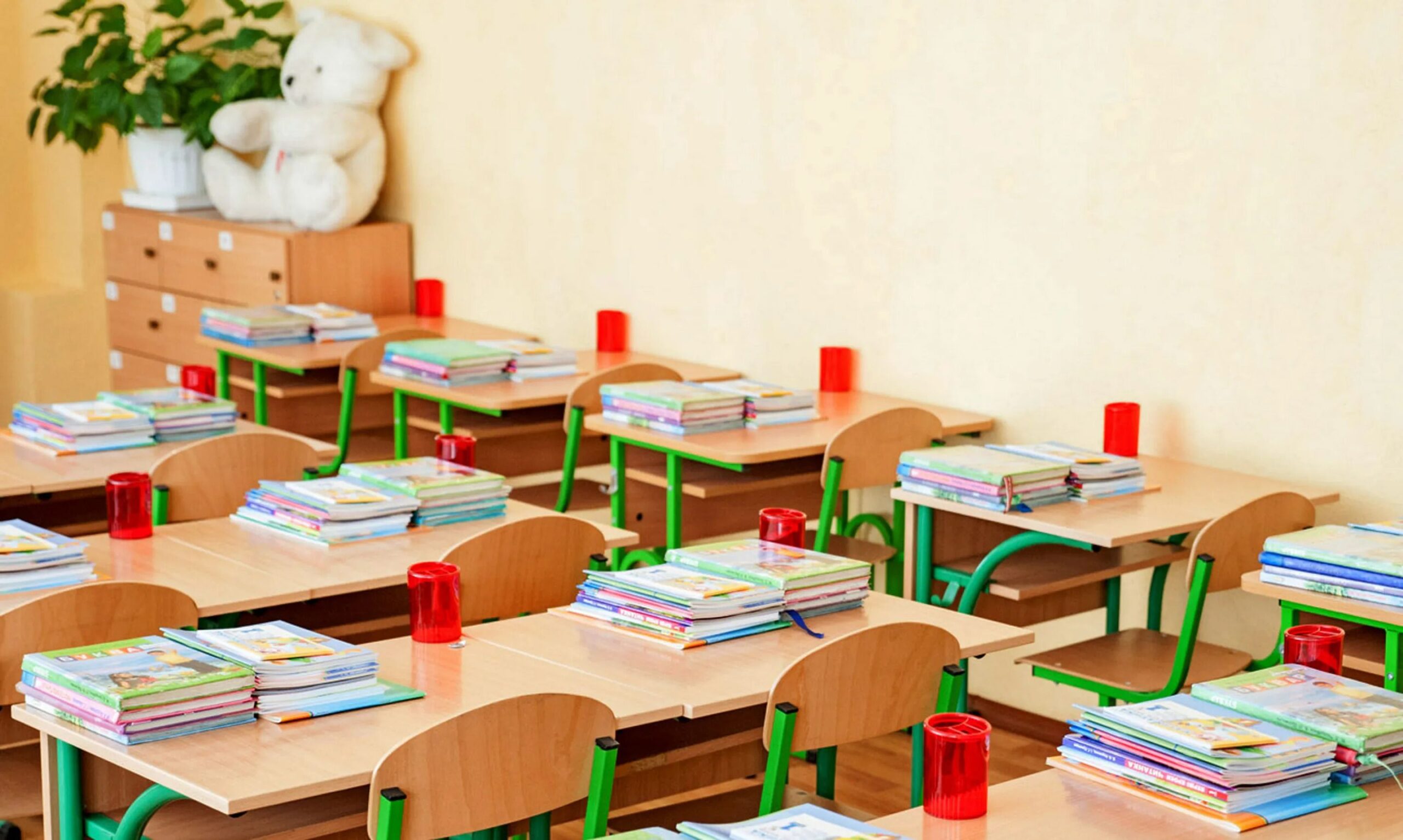 весняні канікули