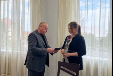 чоловік, жінка, приміщення, вікна