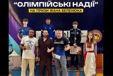 люди, п'єдистал, нагороди