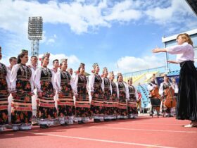 жінки, стадіон, небо, подія