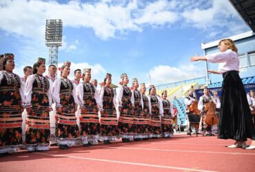 жінки, стадіон, небо, подія