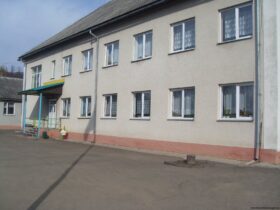 школа у хусті