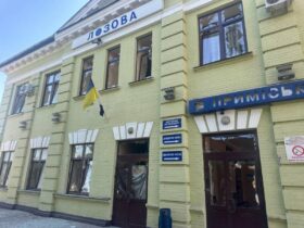 Росія вдарила по залізничній станції у Лозовій