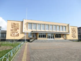 школа у хусті