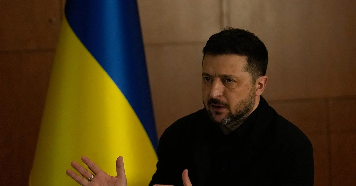 РФ вдарила по аеропортах у Києві і Борисполі: Зеленський повідомив деталі